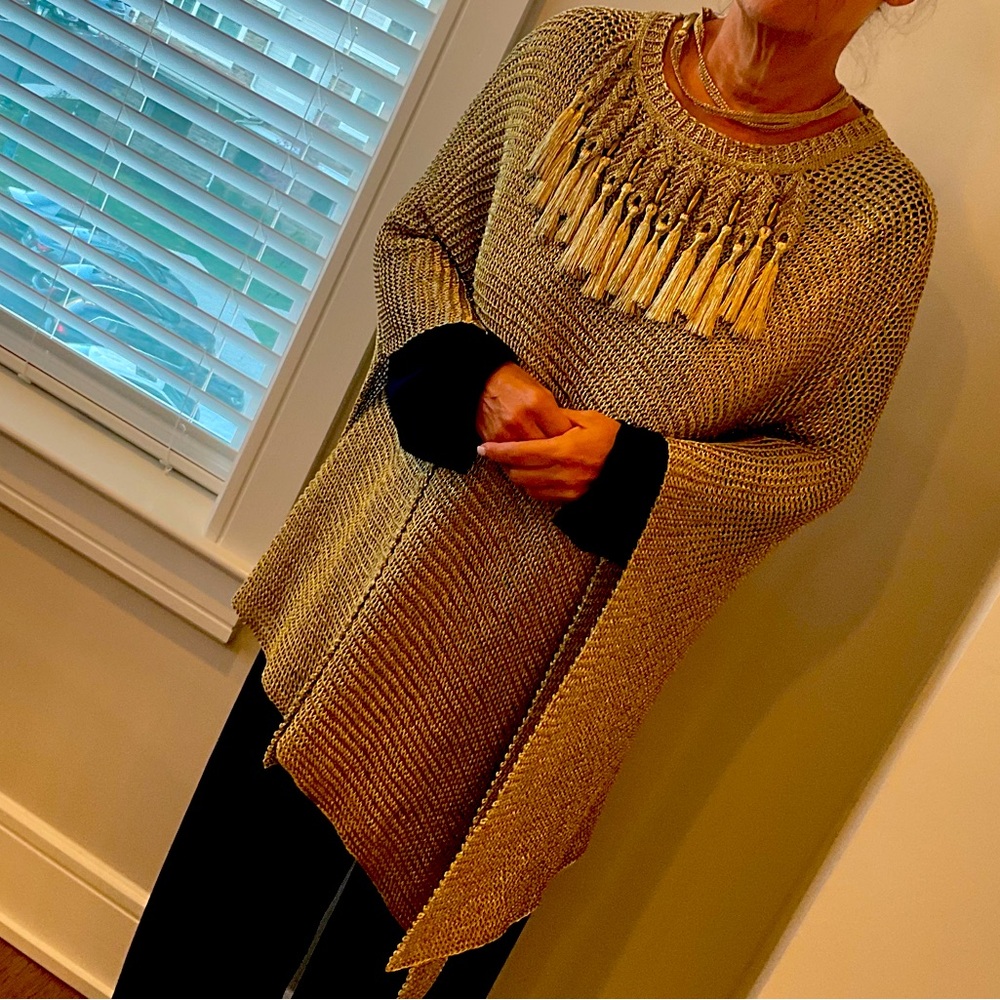COPY - Beautiful shawl, for fun time